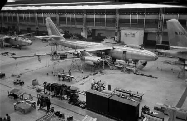 Boeing's B-47 Stratojet assembly line